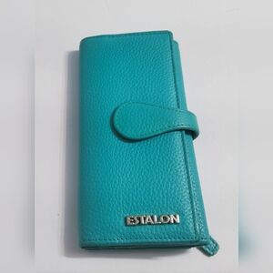 Estalon Leather Women's Wallet. Pre-owned. 7.5×3.5.
